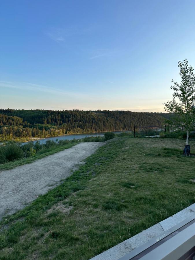 2 Bedroom 2 Washrooms Brand New Beautiful & Cozy Suite Calgary Luaran gambar